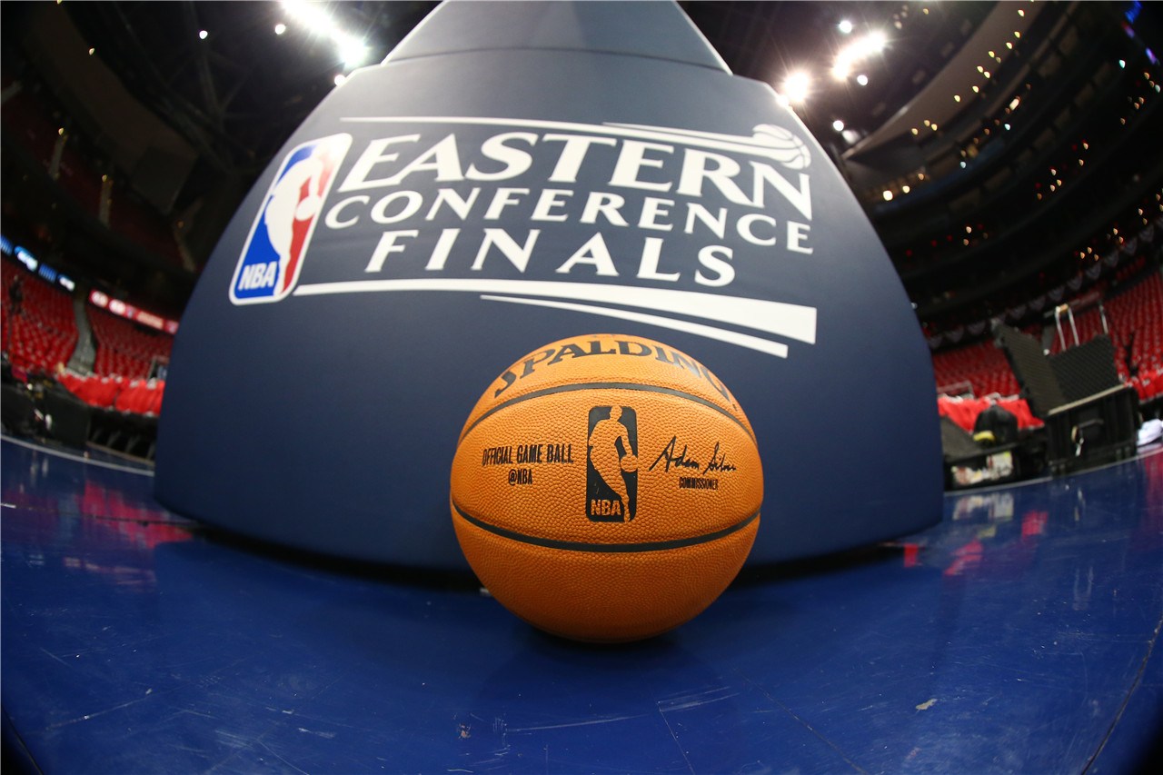 等年轻球员 等年轻球员