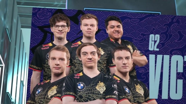 的带领下稳 的带领下稳