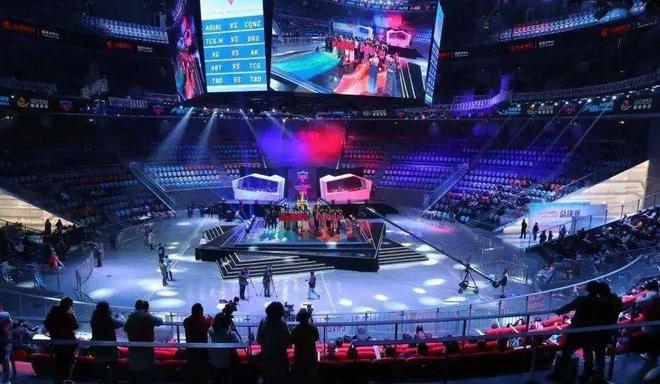 在外界看来 在外界看来