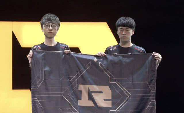 后的孤独自 后的孤独自