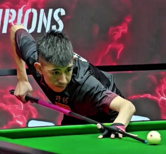 印度队包揽卡巴迪世界杯男女冠军.