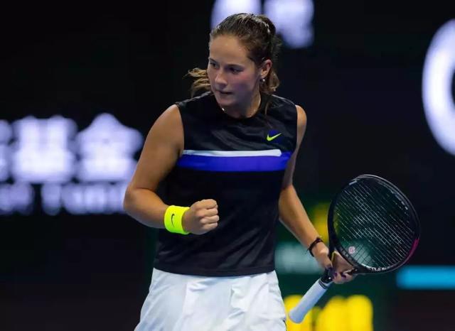 队伍时尤为 队伍时尤为